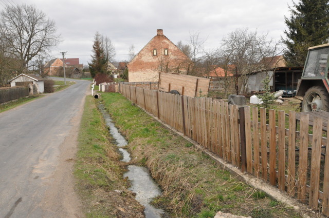 Jesenice, Chotěšov - Kříž u č. p. 21