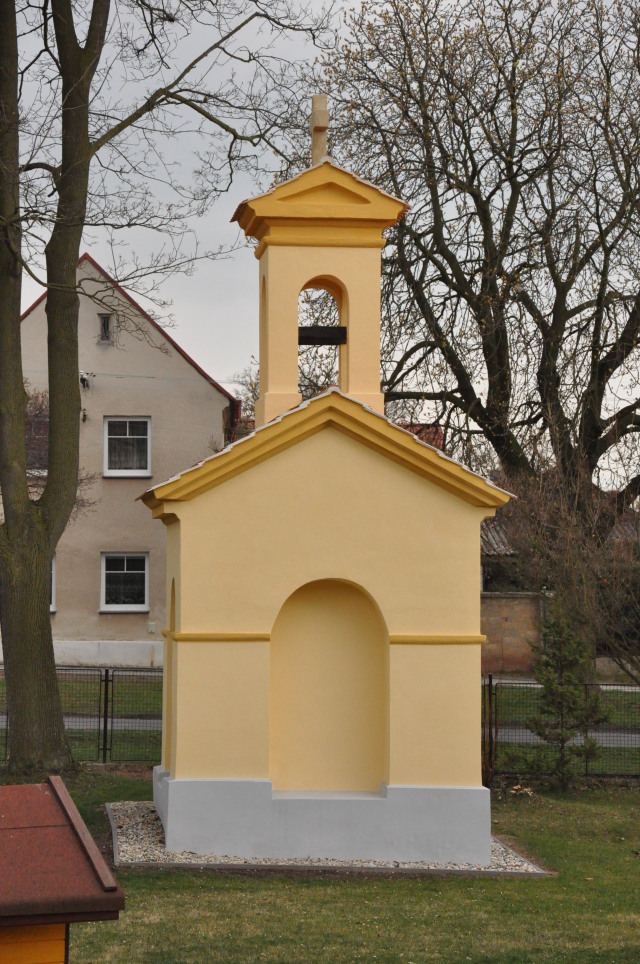 Chrášťany - Zvonička