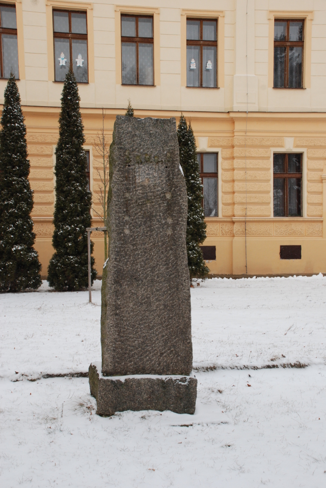 Kněževes - Pomník T. G. Masaryka