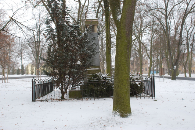 Kněževes - Pomník obětem války
