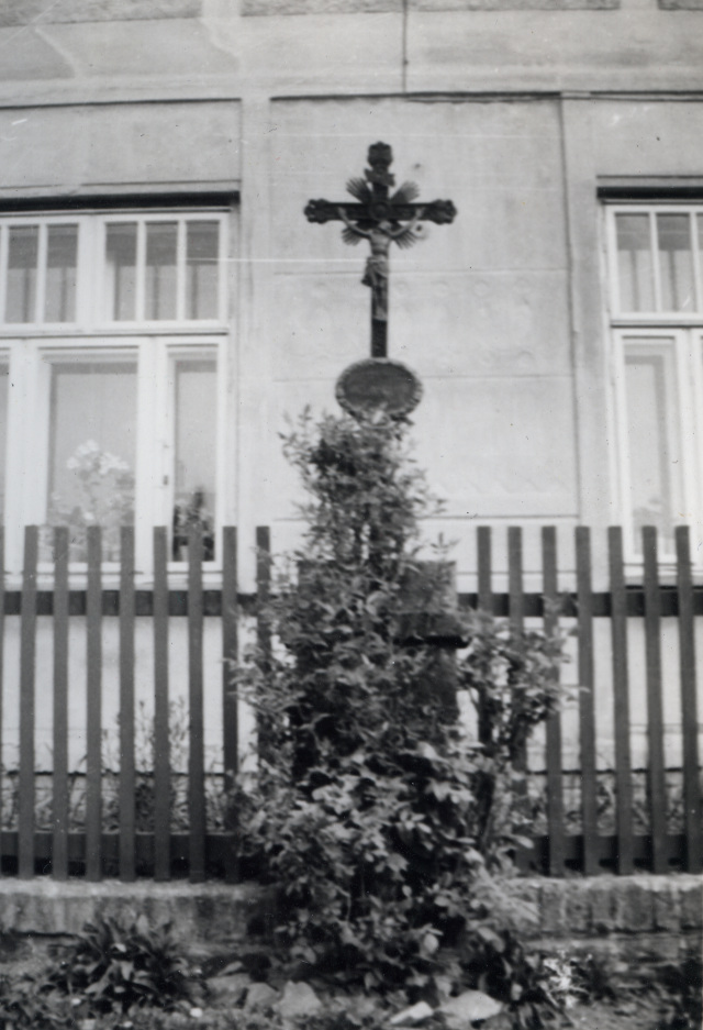 Čistá - Kříž u rozcestí na Křekovice