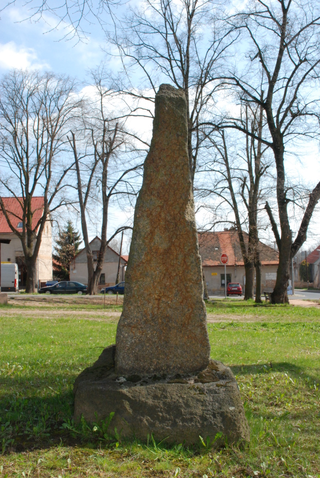 Senomaty - Pomník Janu Husovi