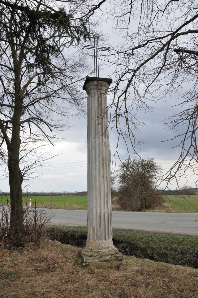 Slabce, Skupá - Kříž na Malé Slabce