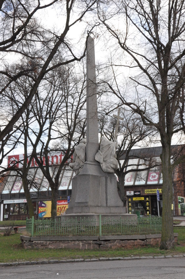 Jesenice - Sousoší svaté Trojice