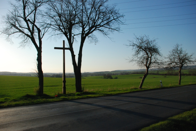 Lišany - Dřevěný kříž na Krupou