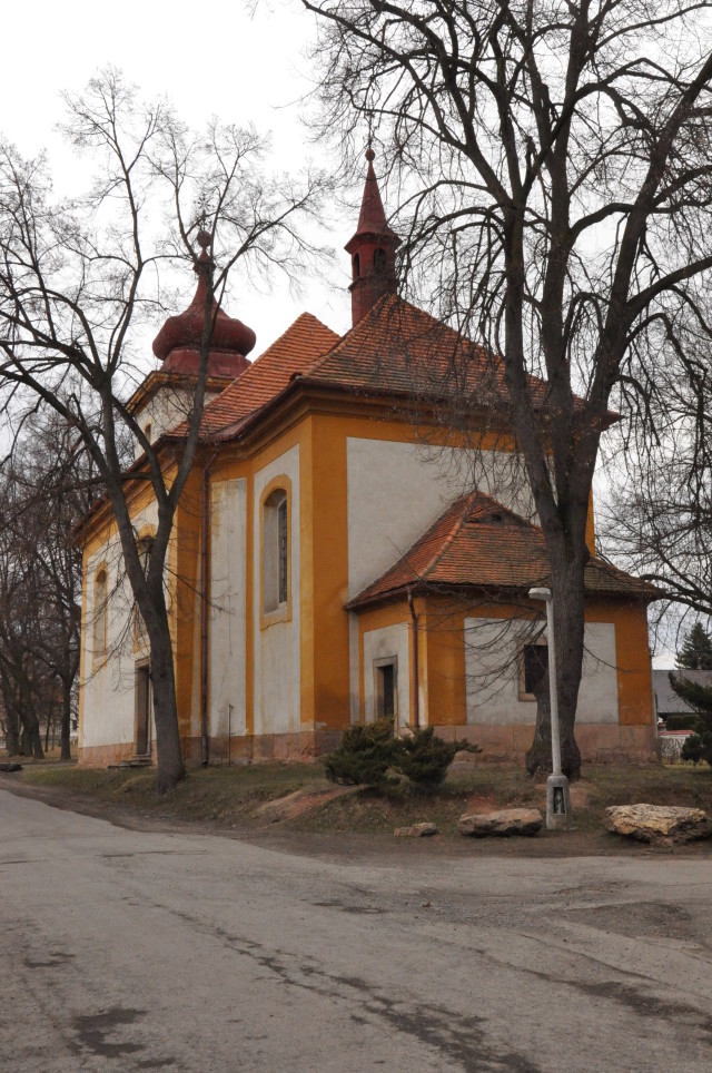 Lužná - Kostel svaté Barbory