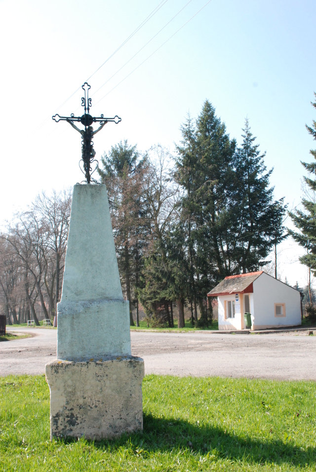 Mšecké Žehrovice - Kříž na Lodenici