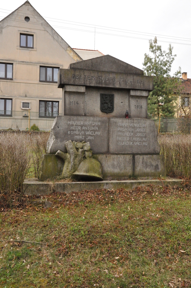 Mutějovice, Lhota pod Džbánem - Pomník padlým