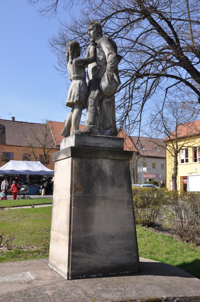 Nové Strašecí - Pomník rudoarmějci