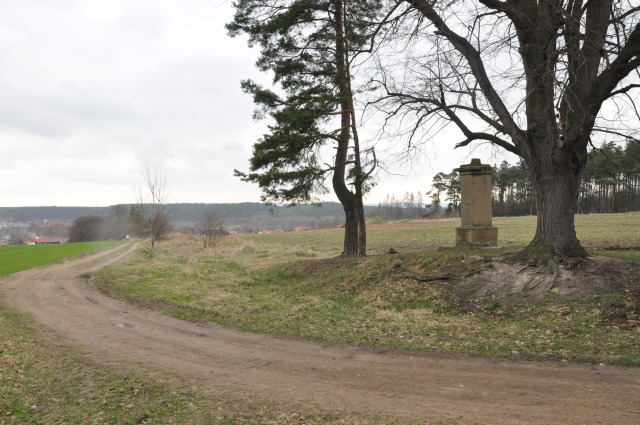 Olešná - Kříž za hřbitovem