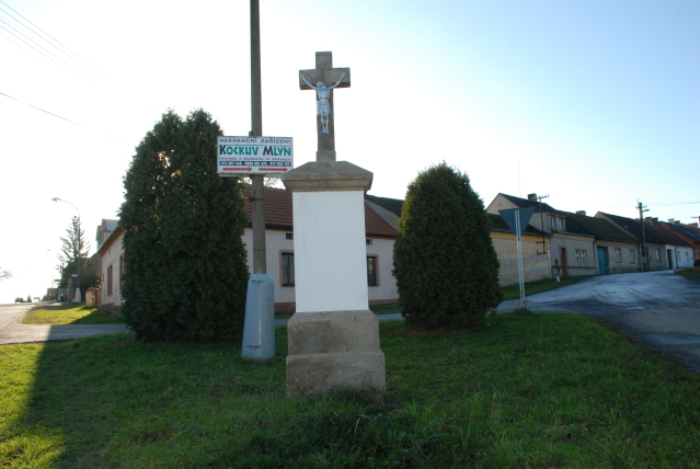 Čistá - Kříž na rozcestí ke Kočkovu mlýnu