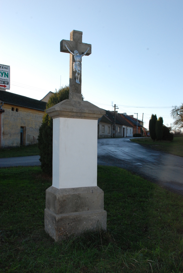 Čistá - Kříž na rozcestí ke Kočkovu mlýnu