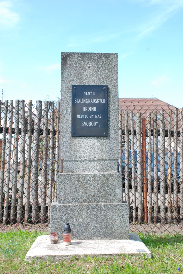 Řevničov - Pomník Stalingradským hrdinům