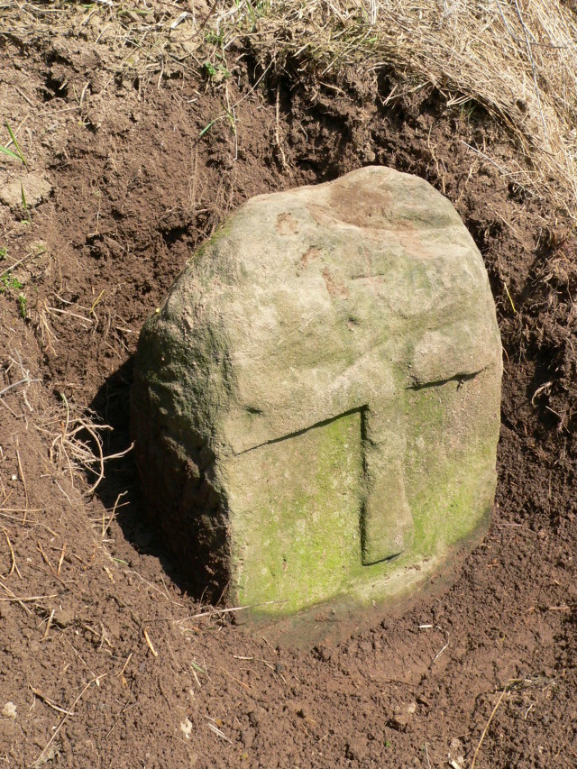 Mutějovice - Křížový kámen