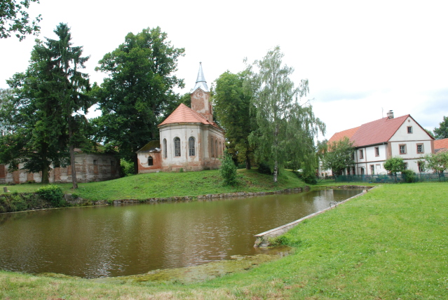 Hořovičky, Vrbice - Kostel Povýšení svatého Kříže