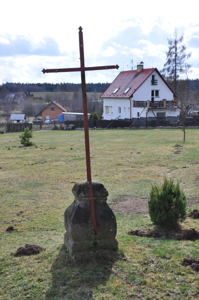 Čistá, Smrk - Kříž na Velkou Chmelištnou