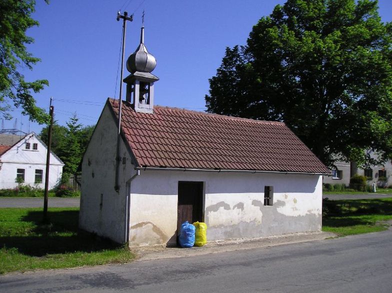 Malinová - Zvonice na návsi