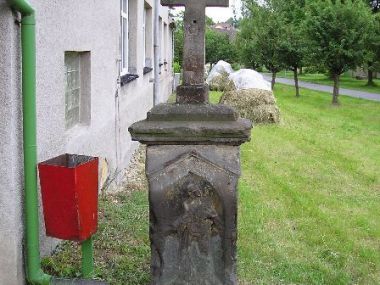 Senec - Kříž v obci