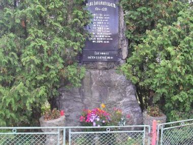 Sýkořice - Pomník obětem válek