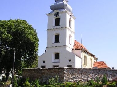 Velká Chmelištná - Kostel sv. Bartoloměje