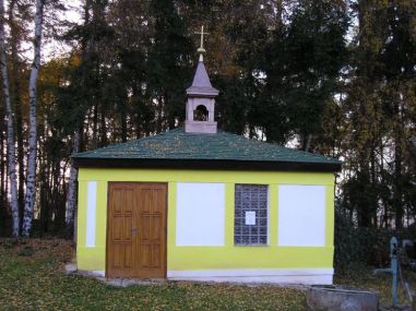 Zavidov - Hřbitovní kaple
