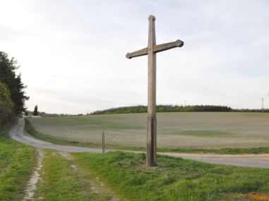 Slabce - Dřevěný kříž