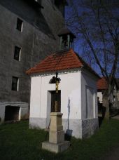 Janov - Zvonice v dolní části obce