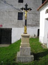Janov - Kříž u zvonice