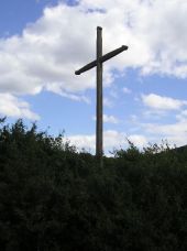 Nezabudice - Dřevěný kříž k Rozvědčíku