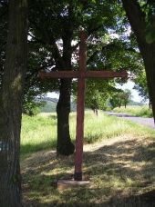 Skryje - Dřevěný kříž u silnice