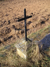 Pšovlky - Kříž ke hřbitovu