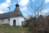 Čistá, Křekovice - Kříž u kaple na návsi
